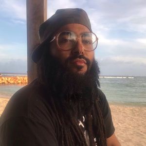 Meet your Posher, Micco